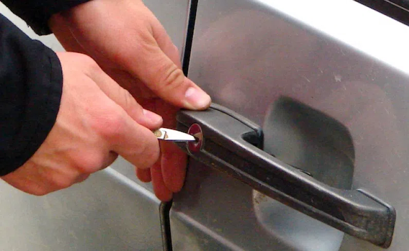 First-Rate Locksmith Shop Huntington Park, CA 323-803-1729 - mobile-key-replacement